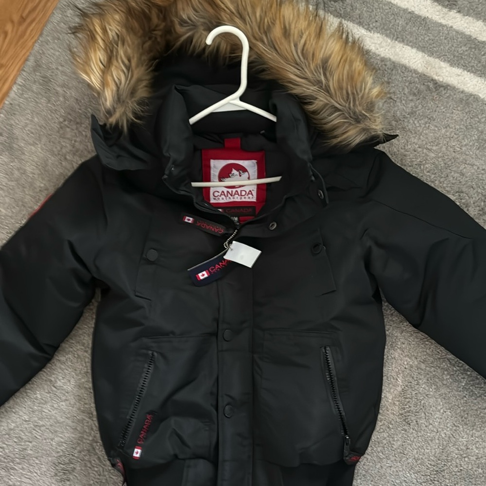 Canada weather gear brand new with tags kids coat medium 10/12